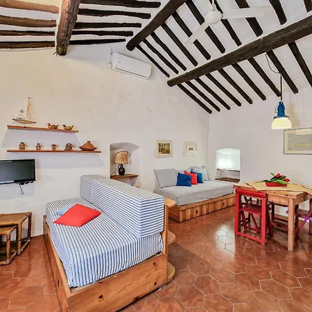 Il Borgo 5 *